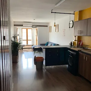 Dona Pia Apartment