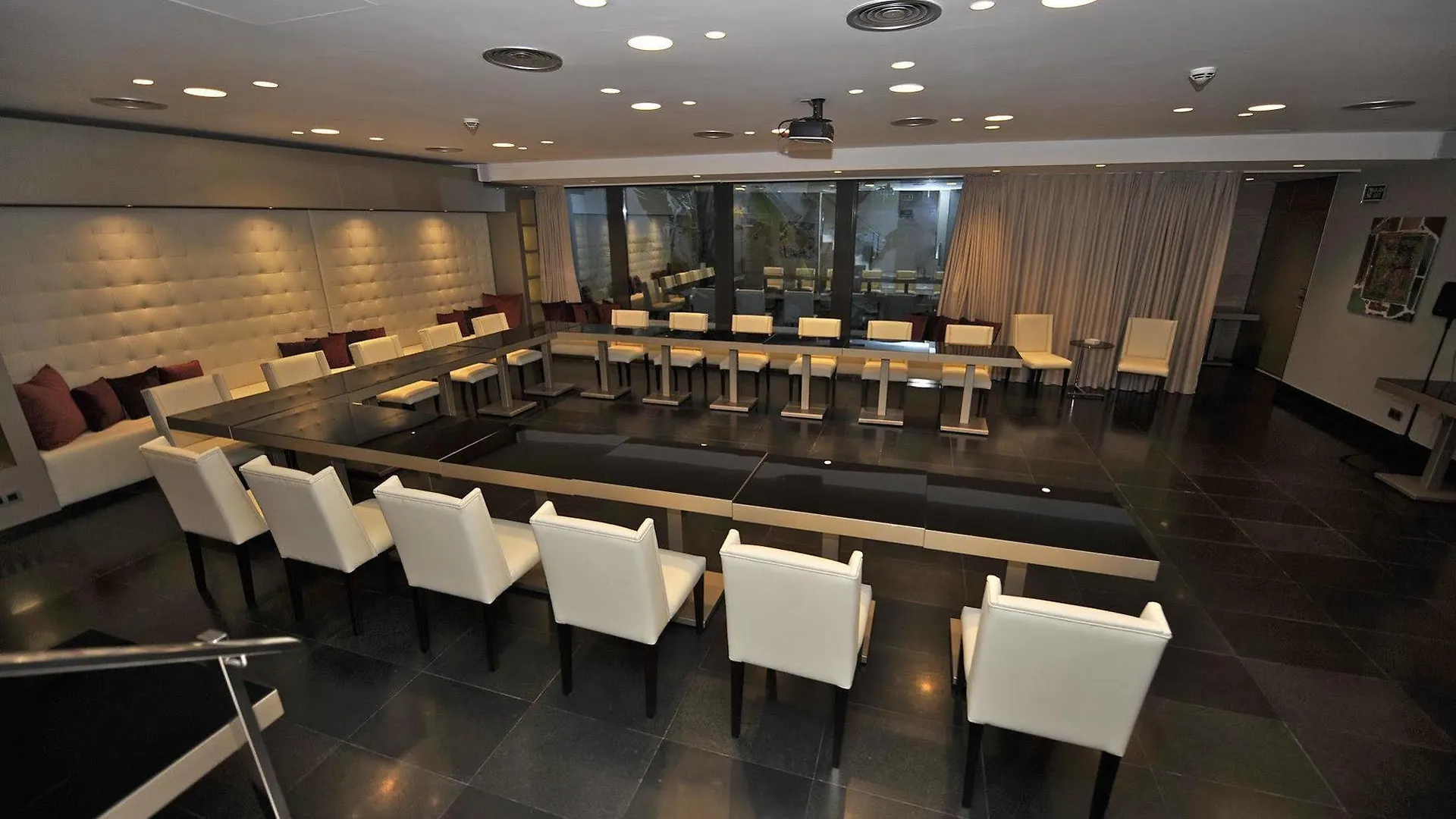 Hotel Indigo Barcelona - Plaza Catalunya 4Sup By Ihg 4*,  Spanyolország
